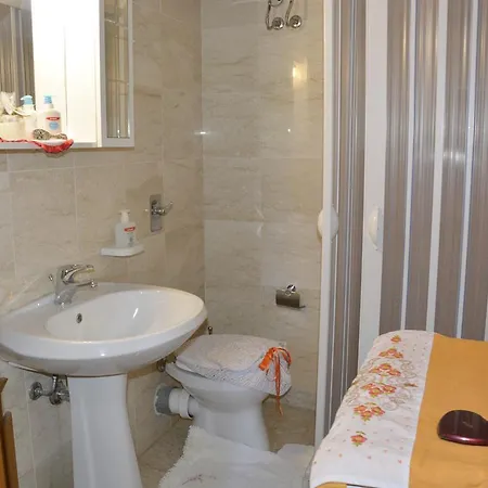 La Casa Tra Mare E Collina Апартаменты *